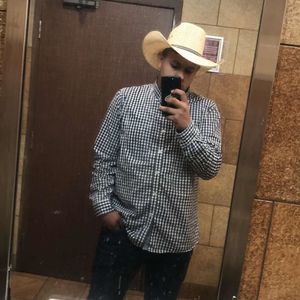 Meet your Posher, Christopher